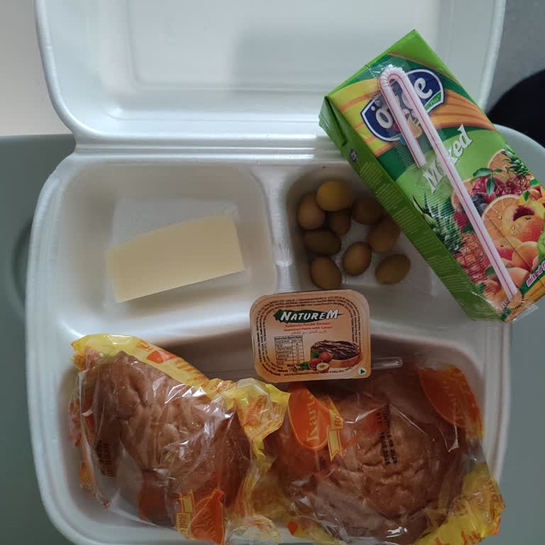 Kahvaltı Çeşitlerinin Yetersizliği Ve Eksik Ürünler