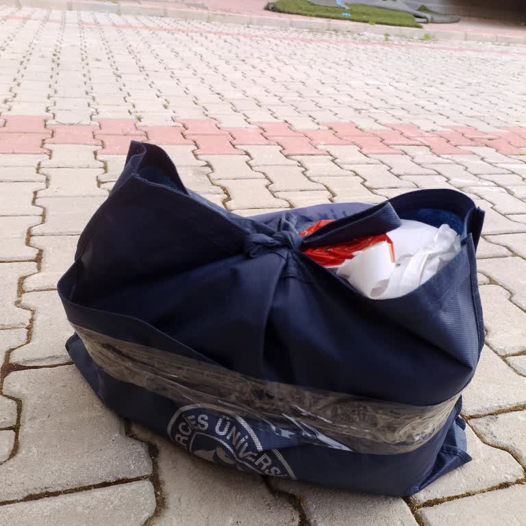 Kamil Koç Şubesinde Paket Gönderiminde Yüksek Ücret Talebi Ve Açıklama Eksikliği