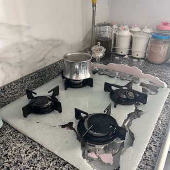 Yeni Alınan Ankastre Setin Patlaması Sonucu Mağduriyet