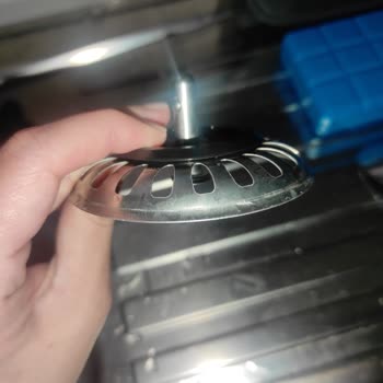 Teka Evye Süzgecinin Keskinliği Ciddi Yaralanmaya Sebep Oldu