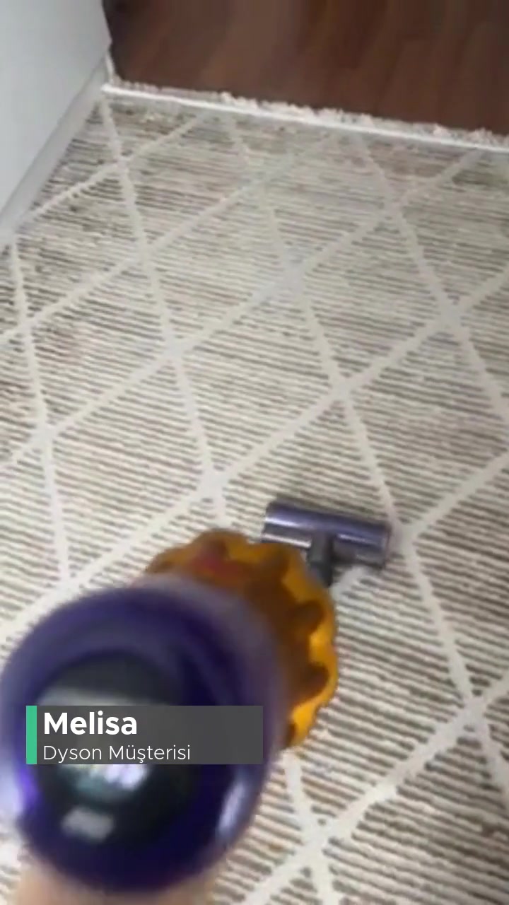 Dyson Kendi Kendine Duruyor V12 videonun kapak resmi