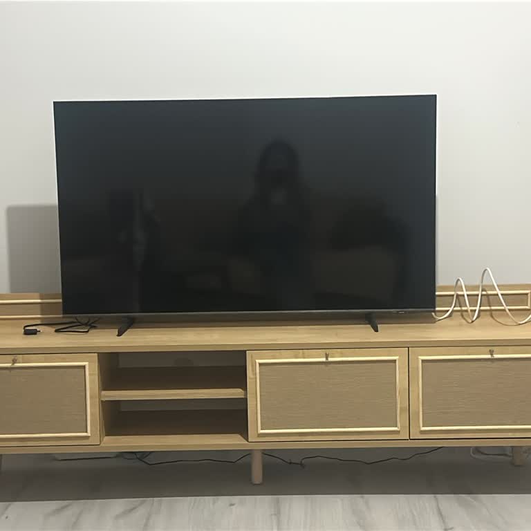 TV Ünitesi Montajında Ayak Sorunu Ve Müşteri Hizmetlerine Ulaşamama