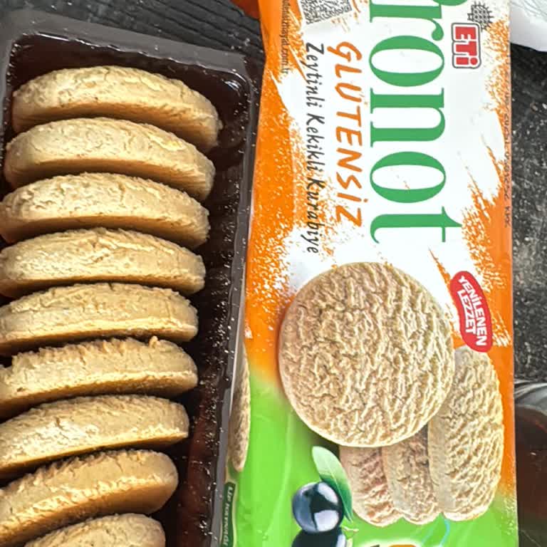 Eti Pronot Glutensiz Zeytinli Kekikli Kurabiyede Yoğun Acı Tat Ve Hayal Kırıklığı