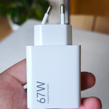 Aldığım Şarj Cihazı Hasarlı Ve Sahte Çıktı, Satıcı Hakaret Ederek Yardım Etmedi