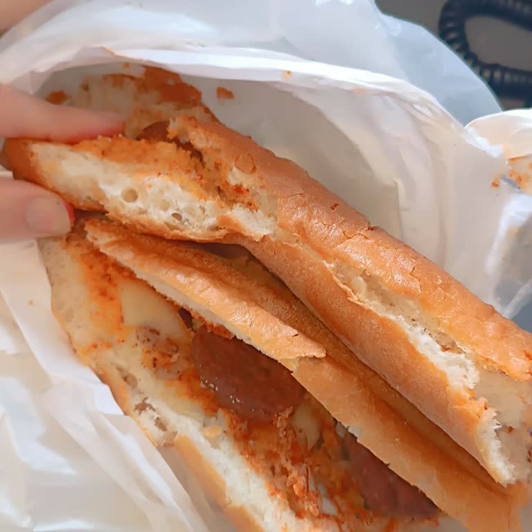 İzmir Alsancak Süleymaniye Köftecisi, Köfteler Soğuk, İnsanın Yiyebileceği Bir Şey Değil!