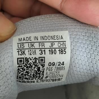 Adidas Ayakkabının Kısa Sürede Deforme Olması Ve Mağaza İncelemesinin Yetersizliği!