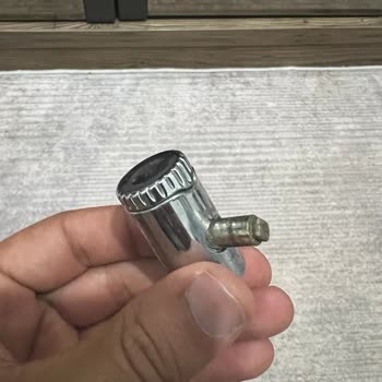 Bien Klozet Kapağı Menteşe Yedeği Hiçbir Yerde Bulunmuyor