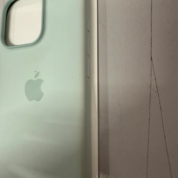 Apple Kılıfın Hızla Renk Atması Ve Servis Sürecindeki Mağduriyet