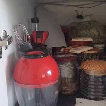 Beyorganik Atom Cam Şişe Dolapta Patladı Evde Korku Ve Tehlike Yaşadık