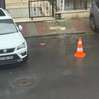 Apartman Önüne Sürekli Duba Konulması Nedeniyle Park Sorunu Yaşıyorum
