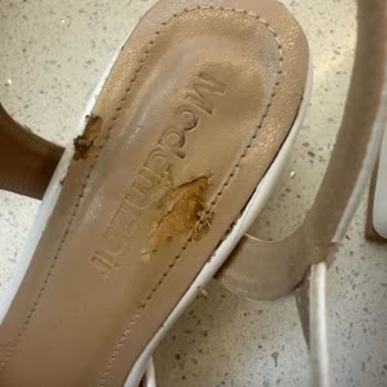 Bir Günde Zarar Gören Ayakkabı Mağduriyeti