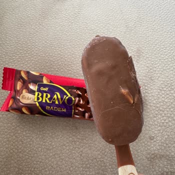 Golf Bravo 6'lı Dondurma Paketinde Badem Eksikliği Hayal Kırıklığı Yarattı