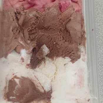 Bozuk Ve Ekşimiş Golf Dondurması Hayal Kırıklığı Yarattı