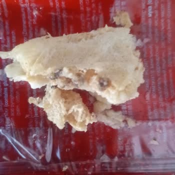 Kağıt Helvadan Çıkan Siyah Ve Sert Maddeler Endişelendiriyor