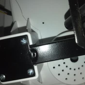 Kırık Akülü Araba İçin Değişim Reddi Ve Satıcı İlgisizliği