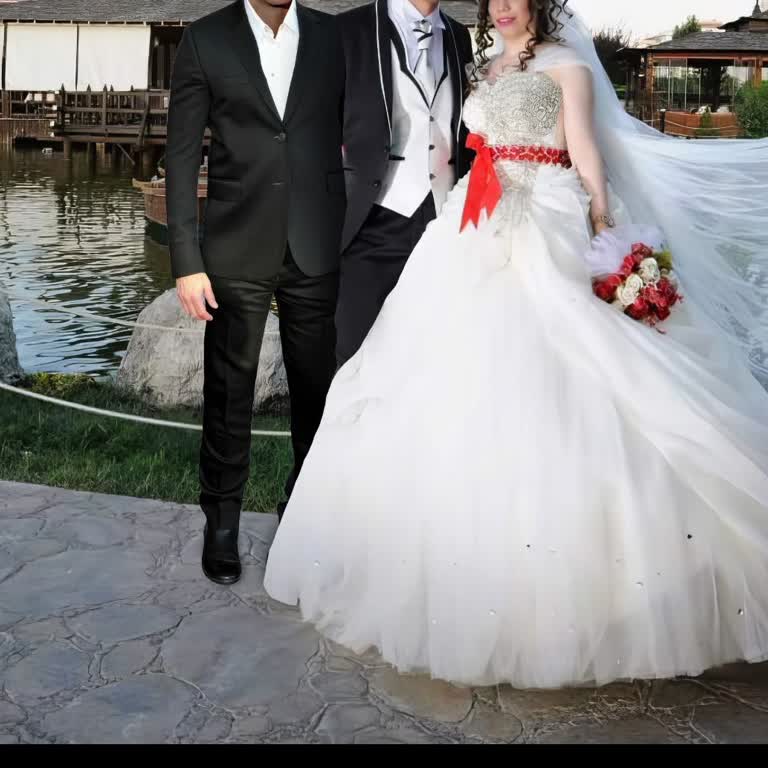 Resim Birleştir_art Sitesinden İlgisiz Ve Kaba Müşteri Hizmeti Deneyimi