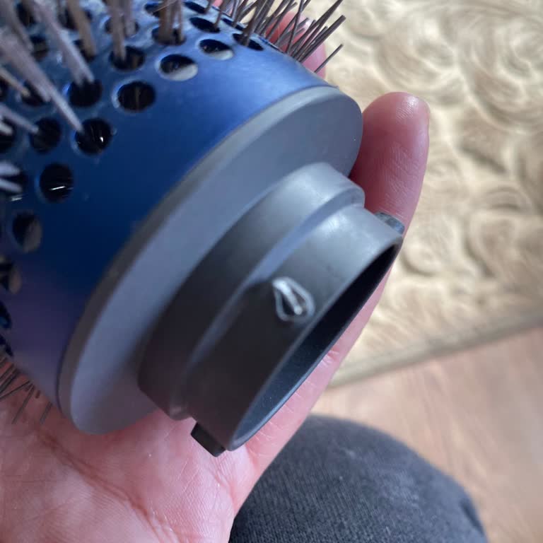 Dyson Airwrap Fön Başlığı Sürekli Yerinden Çıkıyor, Değişim Talebi Reddedildi