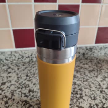 Stanley Termosum Akıtıyor, Kapağı Tam Kapanmıyor
