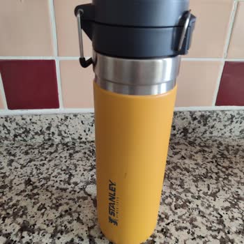 Stanley Termosum Akıtıyor, Kapağı Tam Kapanmıyor