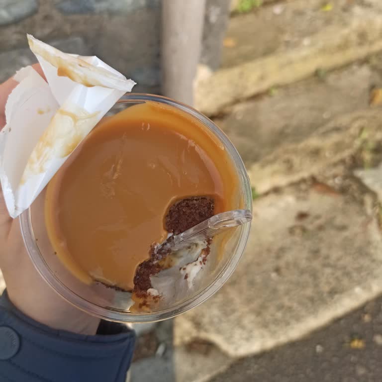 Tarihi Geçmeyen Pastanın Ekşi Ve Bozuk Çıkması Sağlığı Tehdit Ediyor