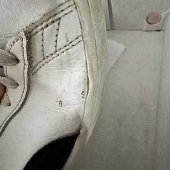 FLO'dan Aldığım Ayakkabılar Hızla Deforme Oldu, İki Kez Ret Yanıtı Aldım