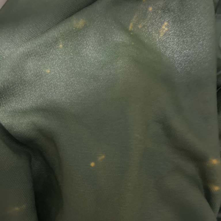 Vanish Kosla Oxi Action Renkliler İçin Ürün Sweatshirt'te Renk Değişimine Sebep Oldu!