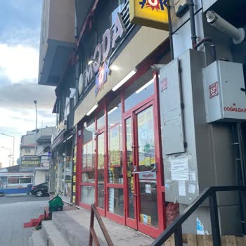 Dondurmanın Bozuk Çıkması Ve Kasiyerin Olumsuz Davranışı