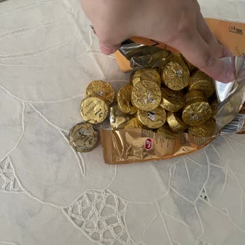 Aldığım Çikolatadan Çıkan Şey Güvenimi Sarstı