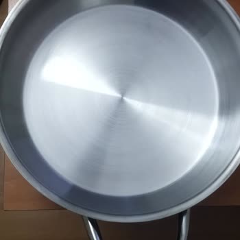 Karaca Çelik Tencerede Üretim Hatası Ve Servis Sürecinde Gecikme Mağduriyeti