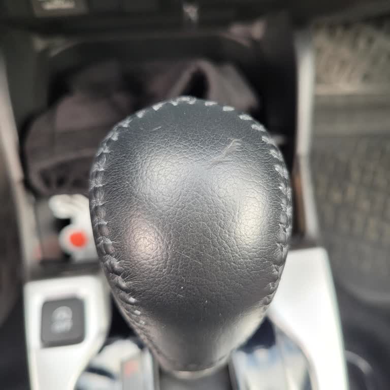 Servis Elemanlarının Dikkatsizliğiyle Aracımda Oluşan Hasarlar Moralimi Bozdu