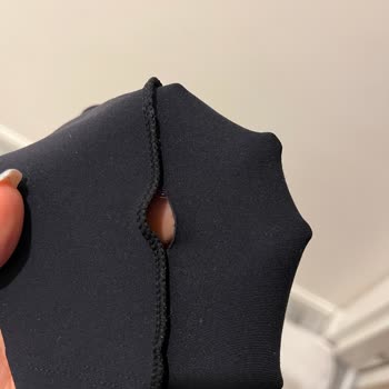 Oysho’dan Aldığım Tayt Delik Çıktı, Paramı Geri İstiyorum