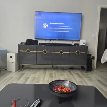 Garanti Bitmeden Bozulan TV, Uzayan Servis Ve Çözümsüz Kumanda Sorunu