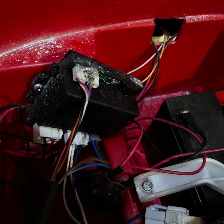 Satın Aldığım Akülü Araba Sürekli Arıza Yapıyor, Servis Çözüm Üretemiyor