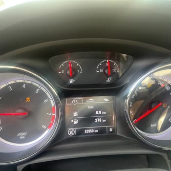 Opel Astra Aracımda Tekrarlayan Motor Arızası Ve Servis Garanti Sorunu