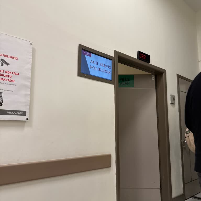 Acil Serviste Tek Doktor Mağduriyeti