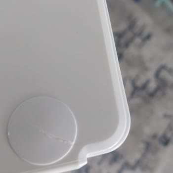 Yeni Alınan Buzdolabında Defolu Kapak Ve Servis Davranışı Mağduriyeti