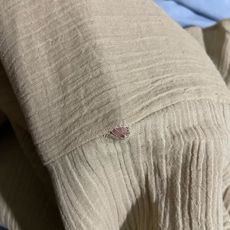 LCW'den Aldığım Gömleğin Dikişleri Kısa Sürede Söküldü, Destek Bekliyorum