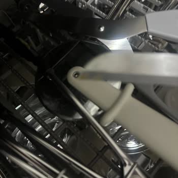 Bulaşık Makinesi 3 Ay Sonra Lekeli Yıkamaya Başladı, Servis Çözüm Sunmuyor