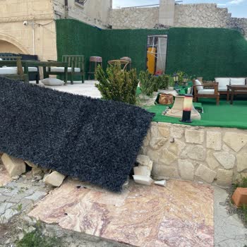 Yıkılmış Otele Rezervasyon Şoku Ve Mağduriyet