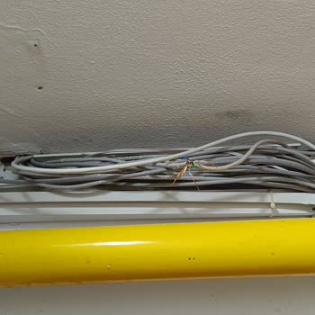 Superonline'ın Eski Kabloları Ve İlgisizliği Nedeniyle Yaşanan Sorunlar