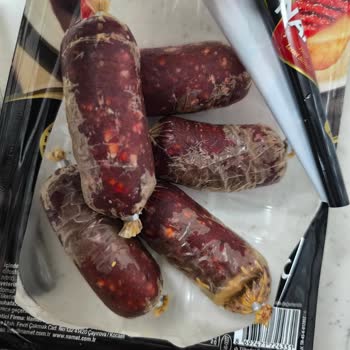 Namet Parmak Sucukta Ambalaj Şişmesi Ve Güven Sorunu