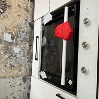 Kumtel Ankastre Fırının Dış Camı Patladı!