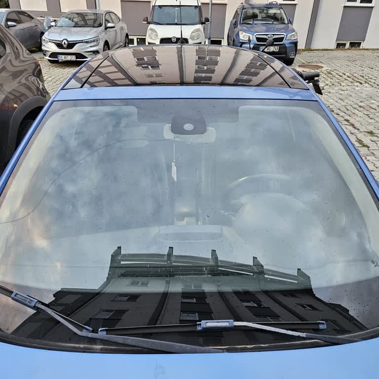 Aylarca Beklenen Cam Değişimi Ve Kapanmayan Dosya Mağduriyeti