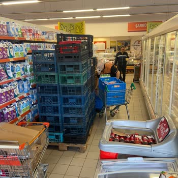 Migros Mağazasında Açılış Kaosu Ve Personel Eksikliği