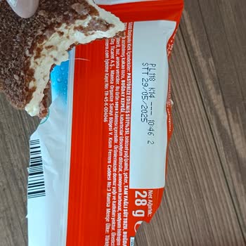 Kinder Süt Dilimi Ve Penguen Ürününde Kıl Çıkması