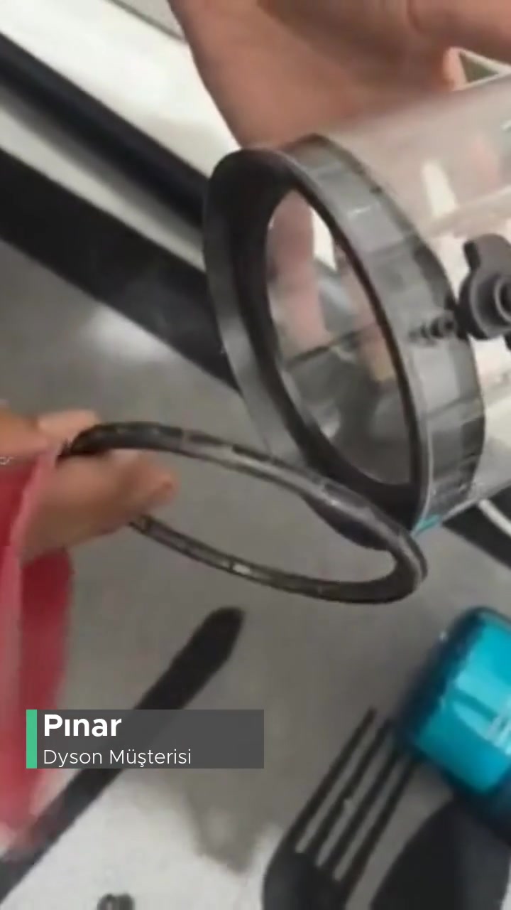 Dyson V15 Detect Toz Hazne Lastiği videonun kapak resmi
