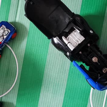 Kırılan Oyuncak Araba İçin Değişim Talebi