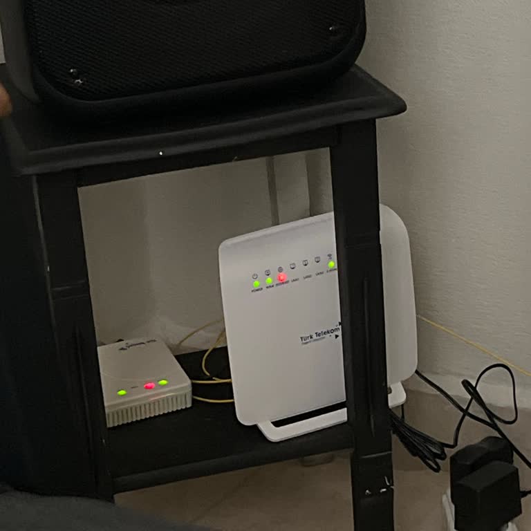 15 Gündür Çözülemeyen İnternet Ve Altyapı Sorunu