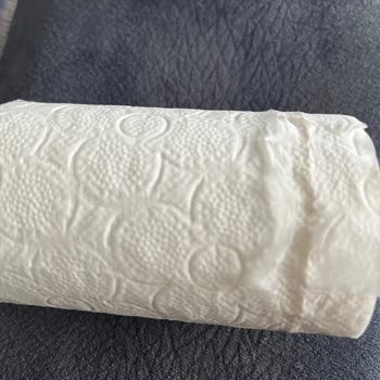 Familia Plus Tuvalet Kağıdı Kalitesiz Ve Renkli Çıktı