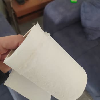 Familia Plus Tuvalet Kağıdı Kalitesiz Ve Renkli Çıktı